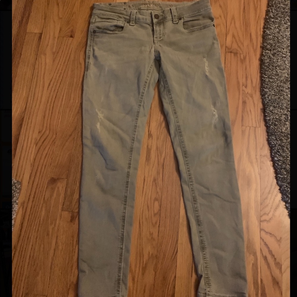 Buckle Black Jeans - green/gray sage color